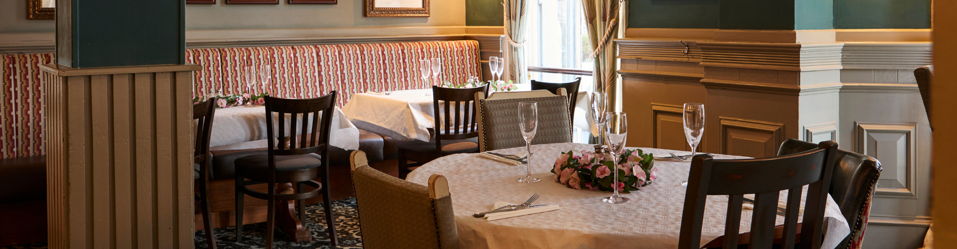 Private Hire At Grapes Hotel Formby