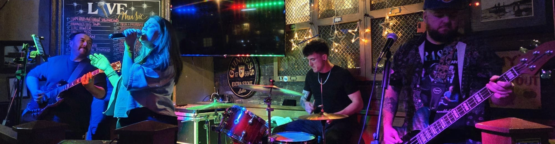 Live Music Pub