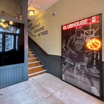 Clubhouse 5 Entrance Hallway