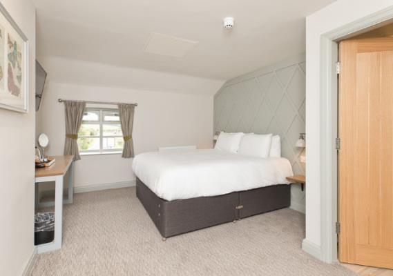 Stork Hotel Bed & Breakfast near Lancaster